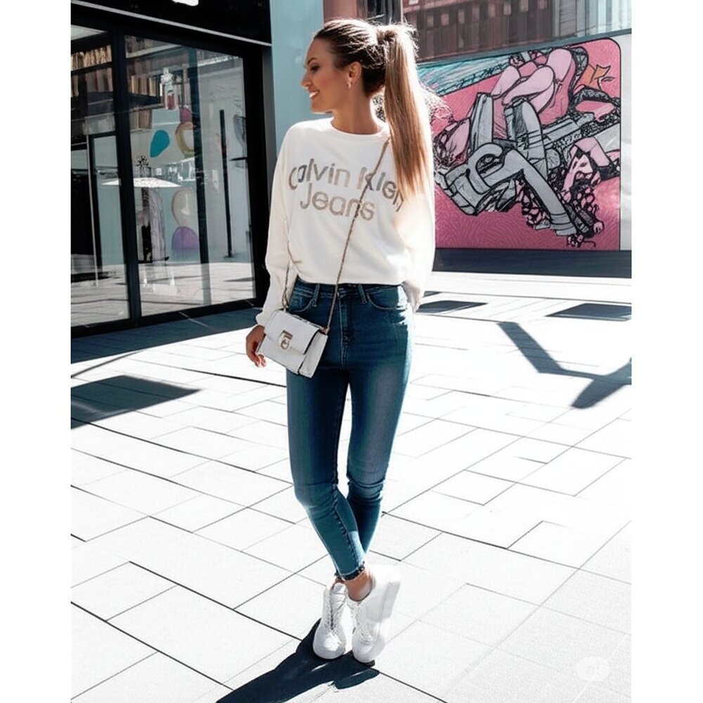 NWT Calvin Klein Jeans cream beige sweatshirt with gold sequin logo branding, M